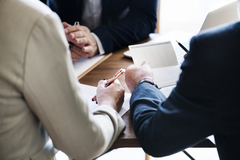 business people investing on startup buiness